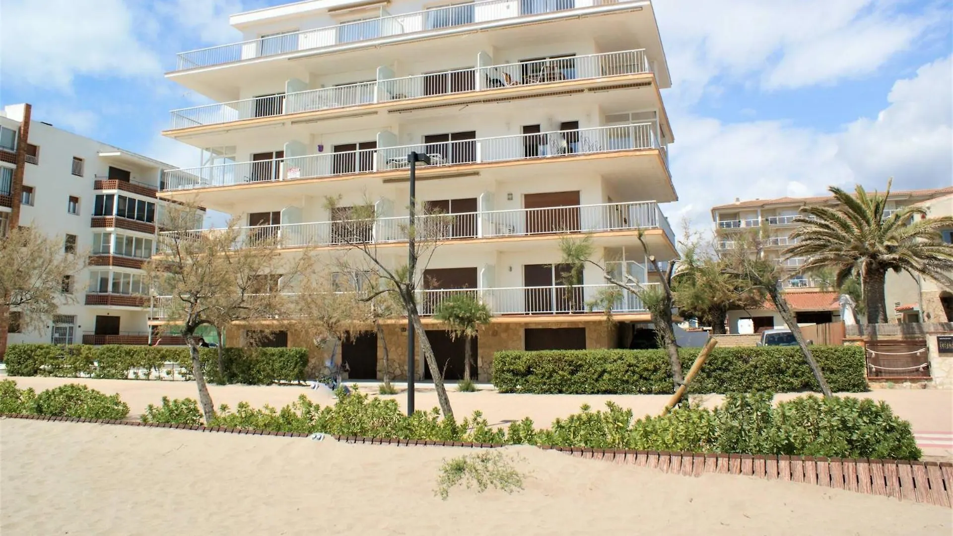 Apartamento En Primera Linea De Mar, Roses Av-06 Appartement