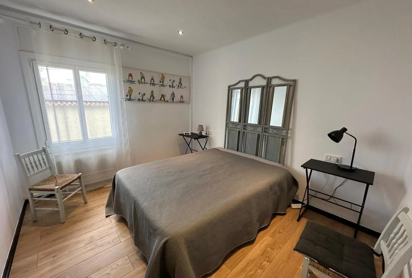 Apartamento En Primera Linea De Mar, Roses Av-06 0*,